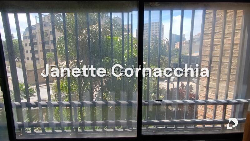 Apartamento en Altamira, Caracas – 13