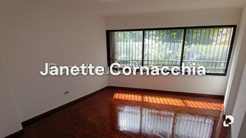 Apartamento en Altamira, Caracas – 28