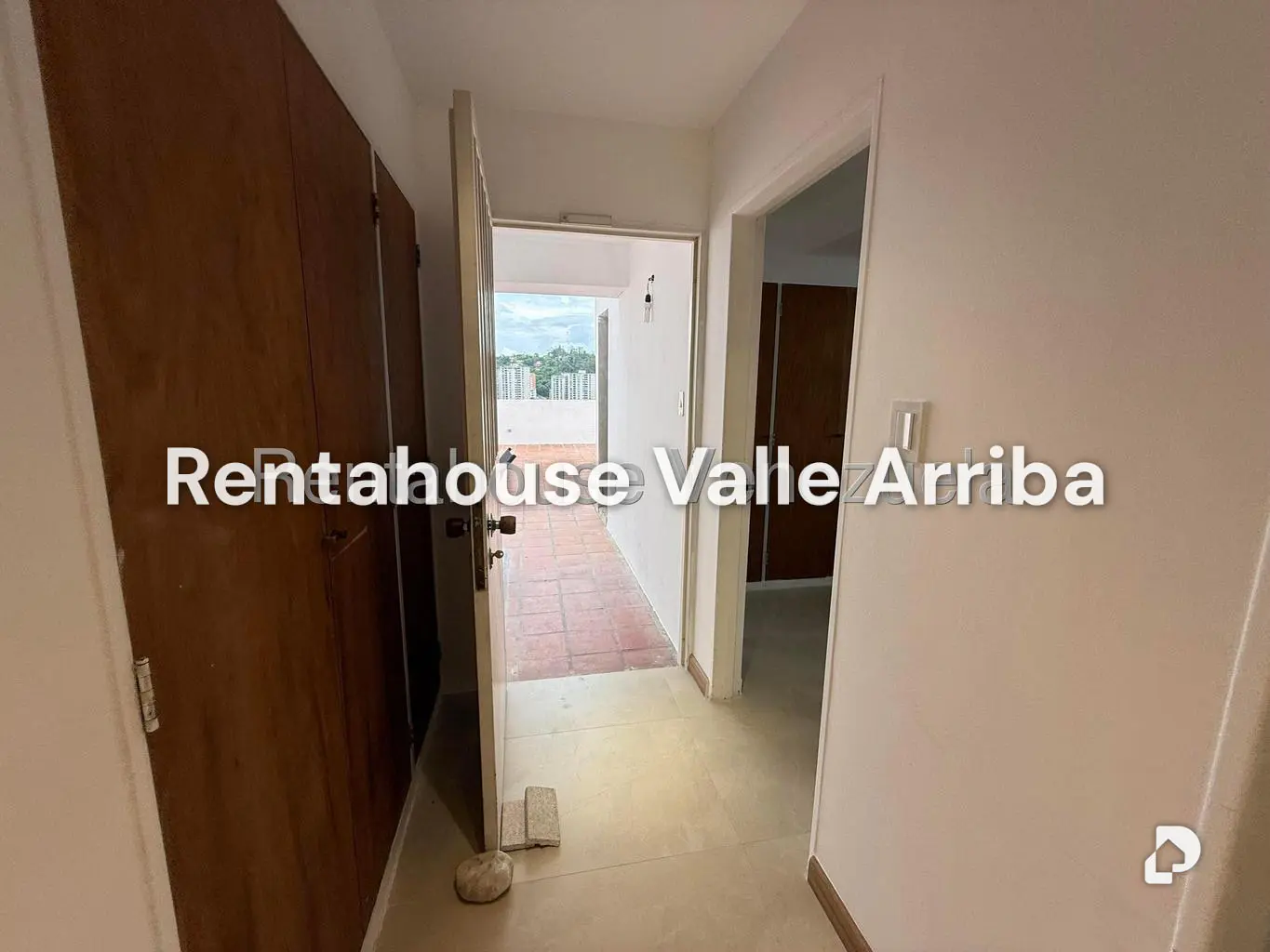 Apartamento en El Cigarral, Caracas – 24