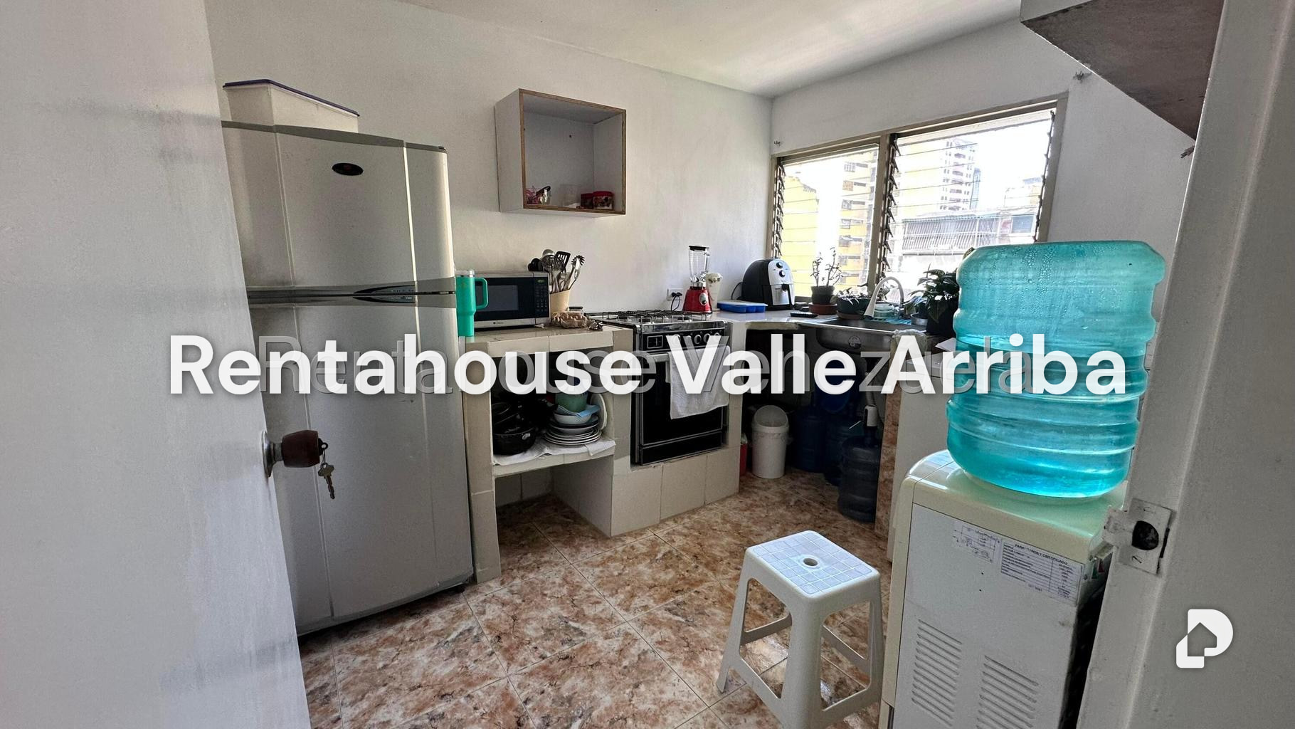 Apartamento en Parroquia Santa Rosalía, Caracas – 13