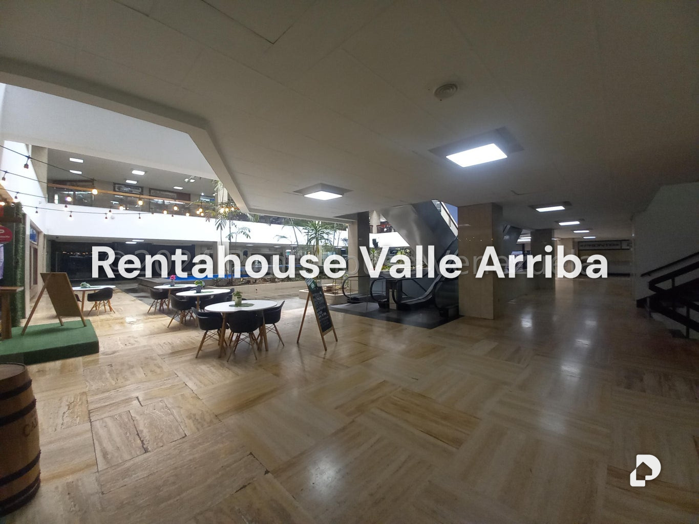 Local comercial en Prados del Este, Caracas – 27