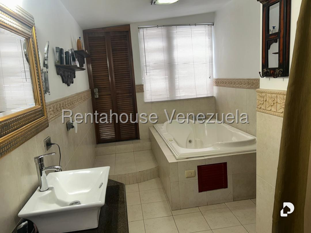 Casa en El Marqués, Caracas – 21