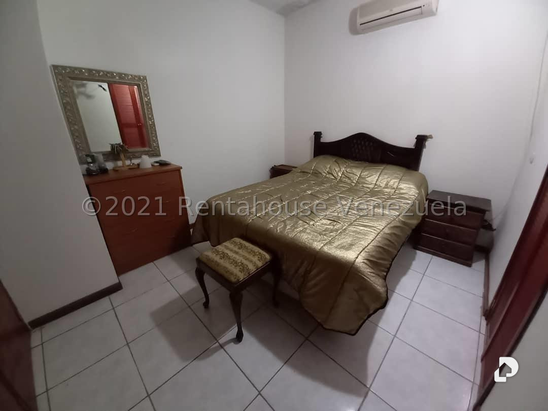 Casa en El Marqués, Caracas – 38