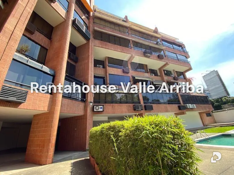 Apartamento en Los Naranjos de las Mercedes, Caracas – 2