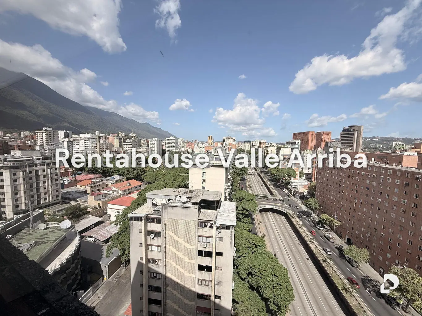 Oficina en Los Cedros, Caracas – 5