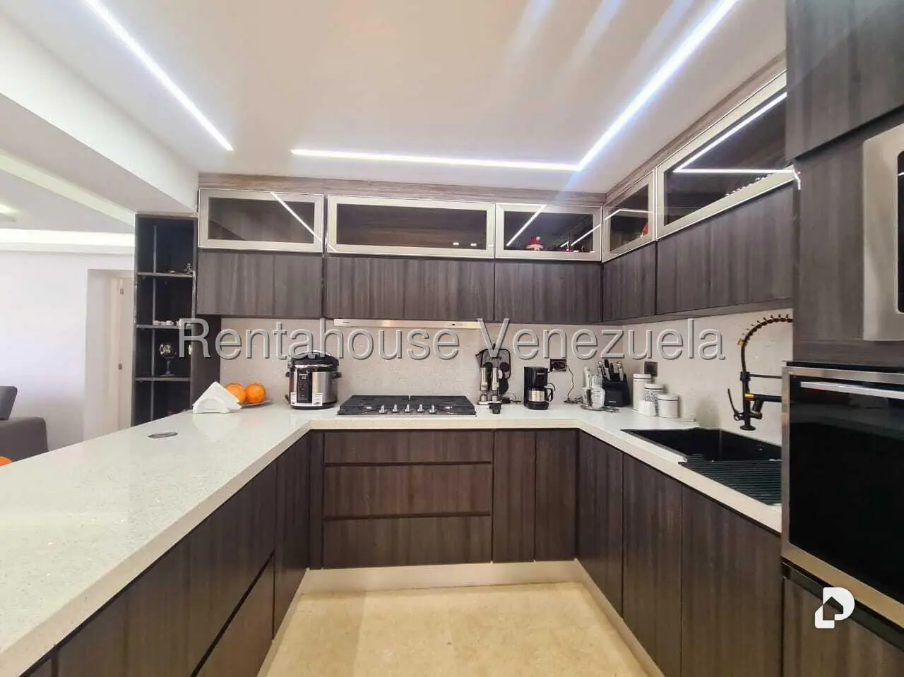 Apartamento en Santa Fe Sur, Caracas – 9