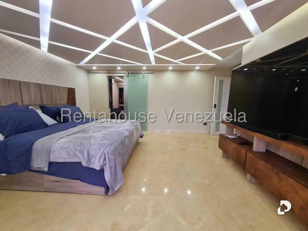 Apartamento en Santa Fe Sur, Caracas – 23