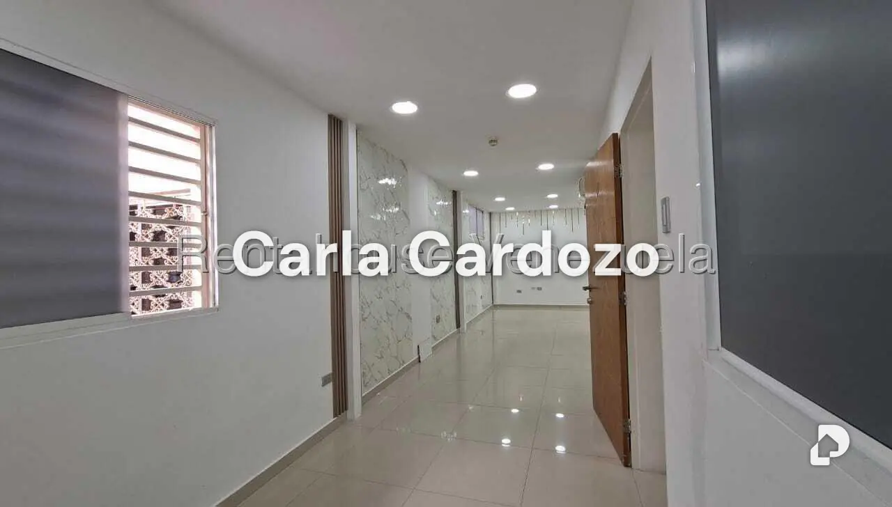 Oficina en Los Chaguaramos, Caracas – 9