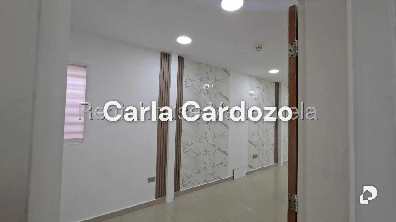 Oficina en Los Chaguaramos, Caracas – 8