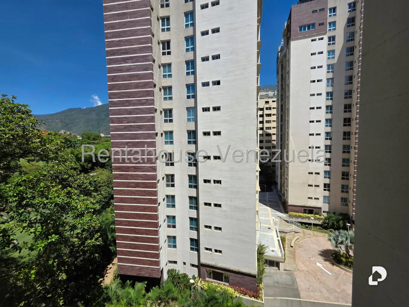 Apartamento en Campo Alegre, Caracas – 16