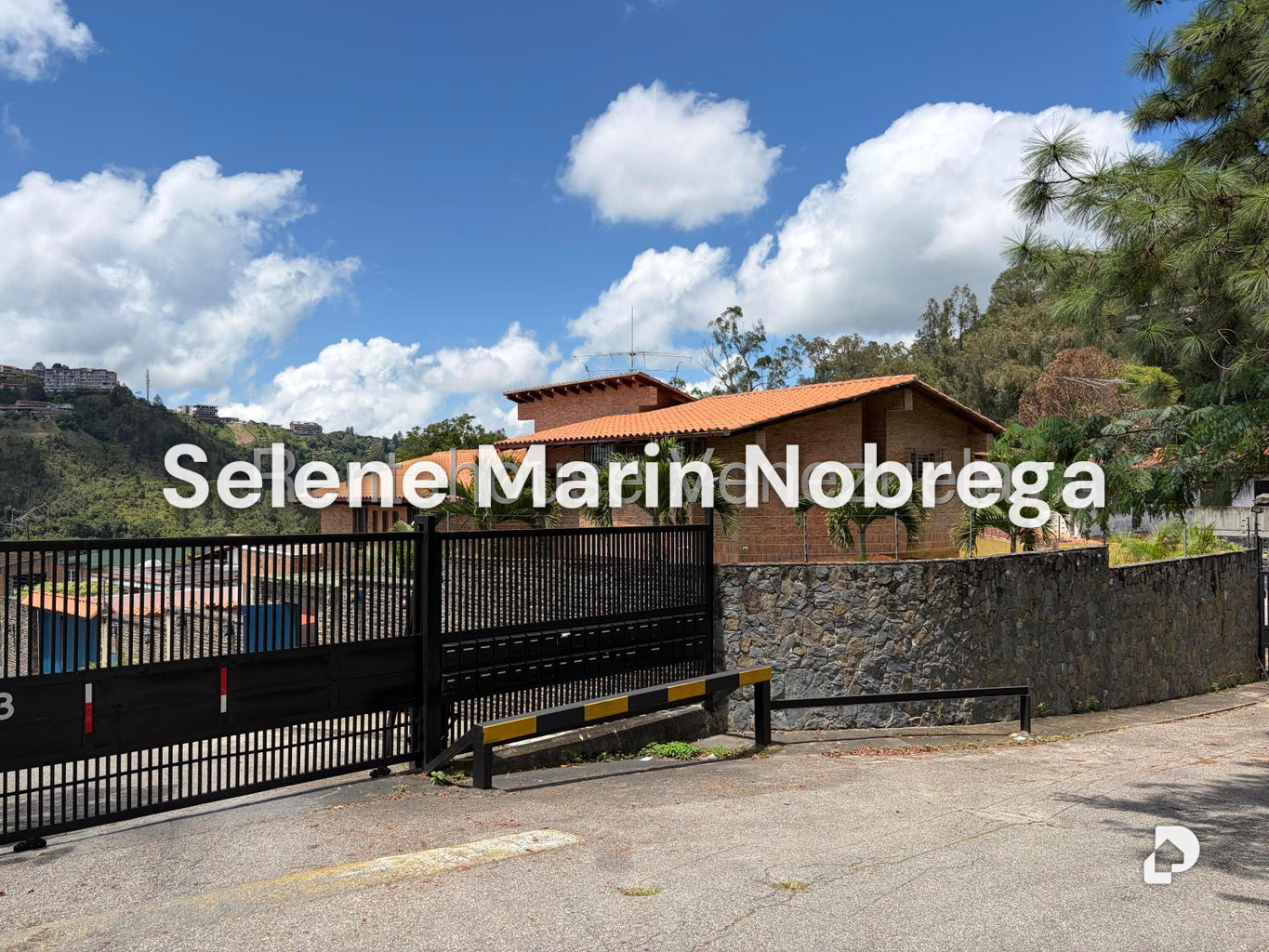 Casa en La Lagunita Country Club, Caracas – 2