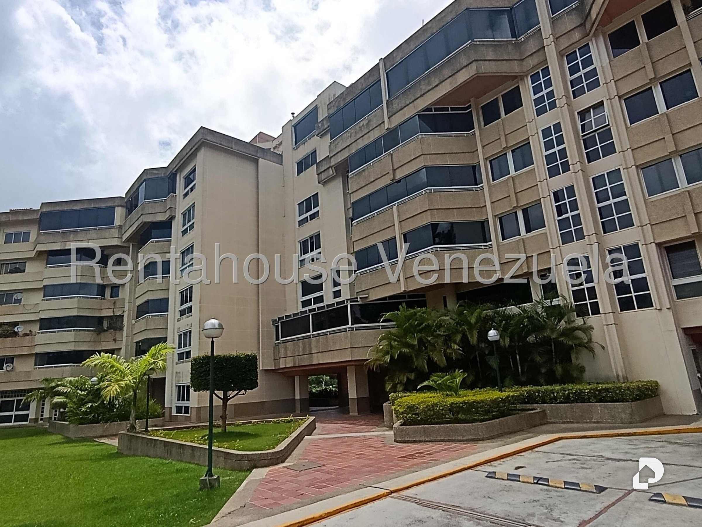 Apartamento en Urb. Miranda, Caracas – 25