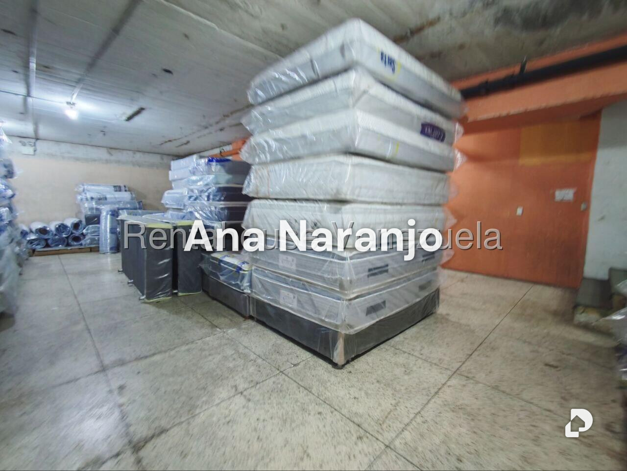 Local comercial en Boleíta Norte, Caracas – 25