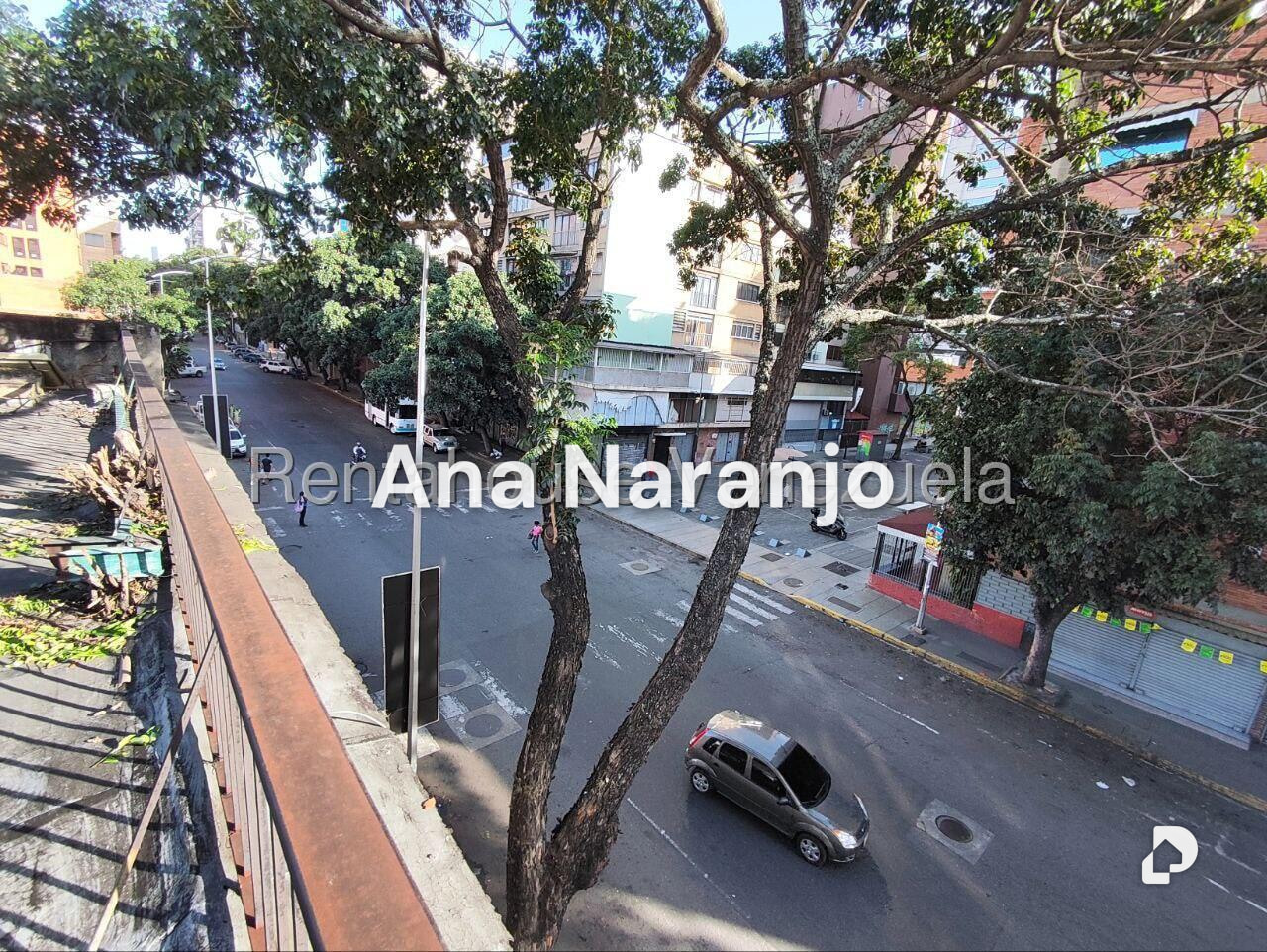 Local comercial en Boleíta Norte, Caracas – 28