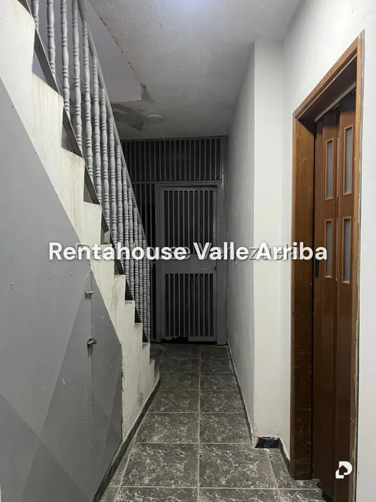 Casa en Los Rosales, Caracas – 14