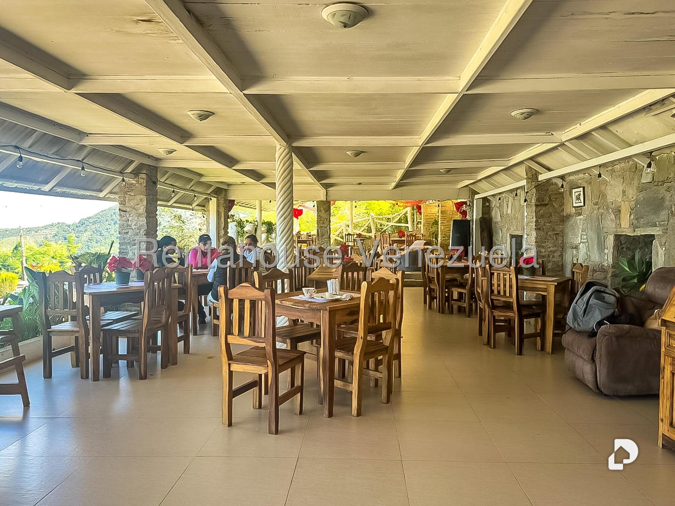 Local comercial en Galipan, Caracas – 10