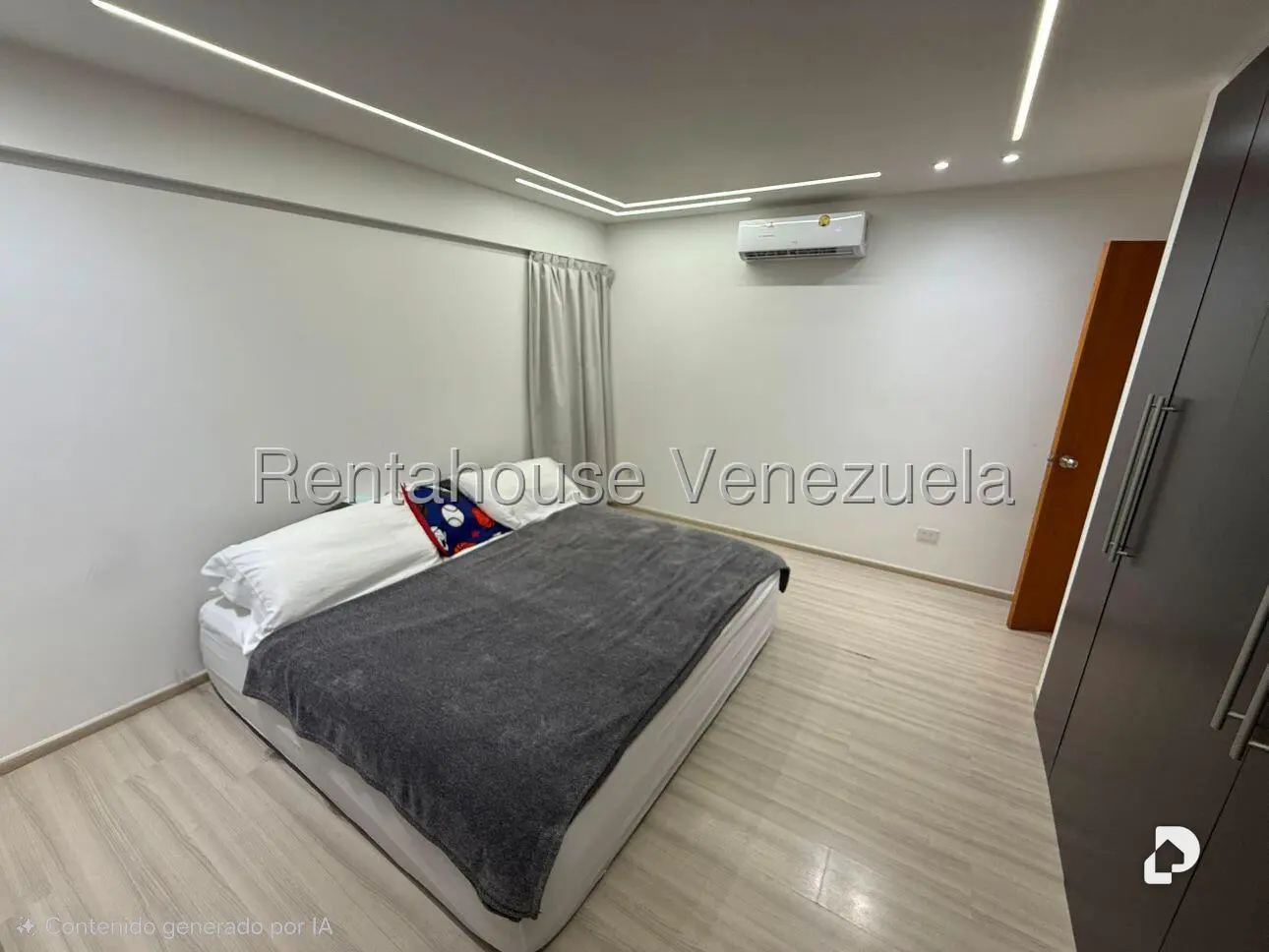 Apartamento en Santa Fe Sur, Caracas – 13