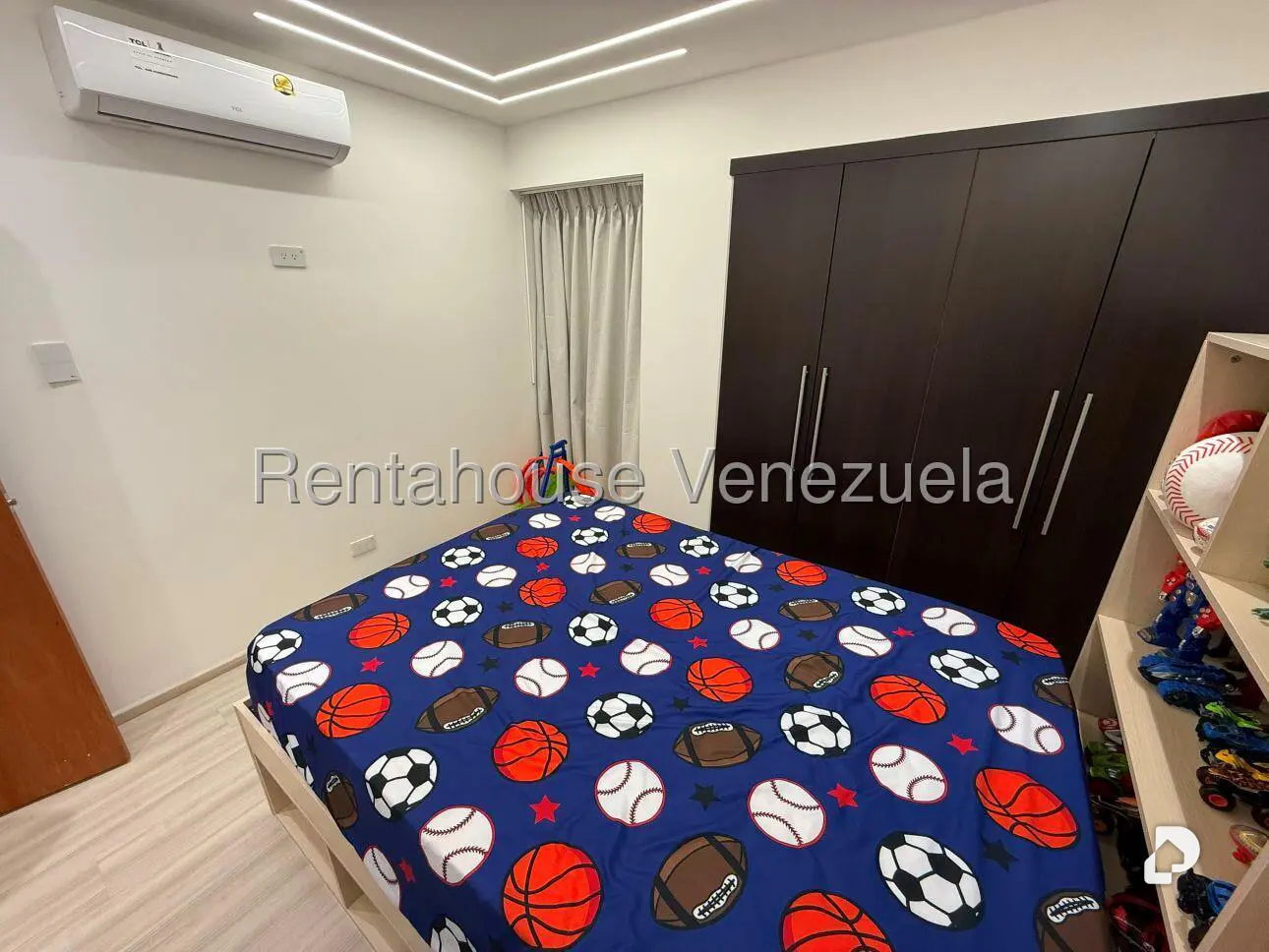 Apartamento en Santa Fe Sur, Caracas – 23