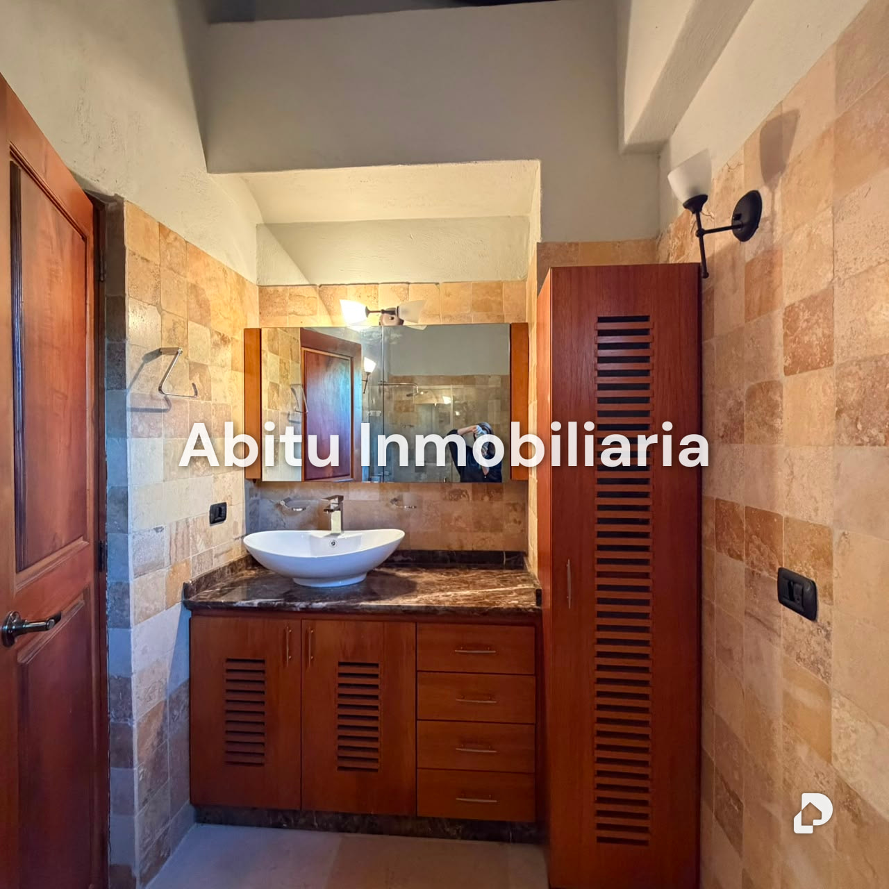 Casa en La Floresta, Caracas – 20