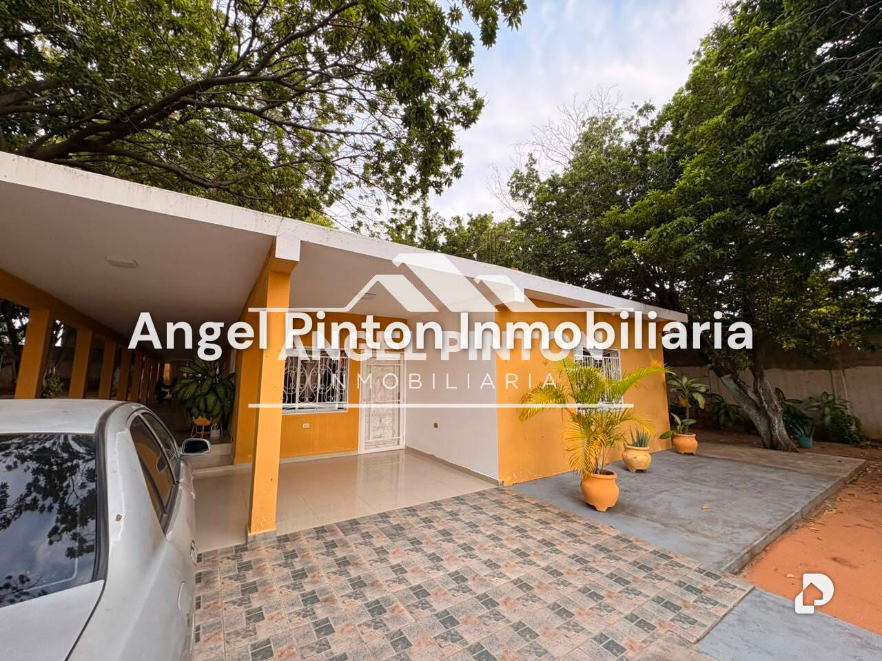 Commercial space in Altos de la Vanega, Maracaibo – 1