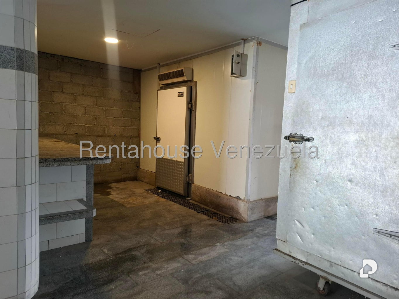 Local comercial en El Hatillo, Caracas – 4