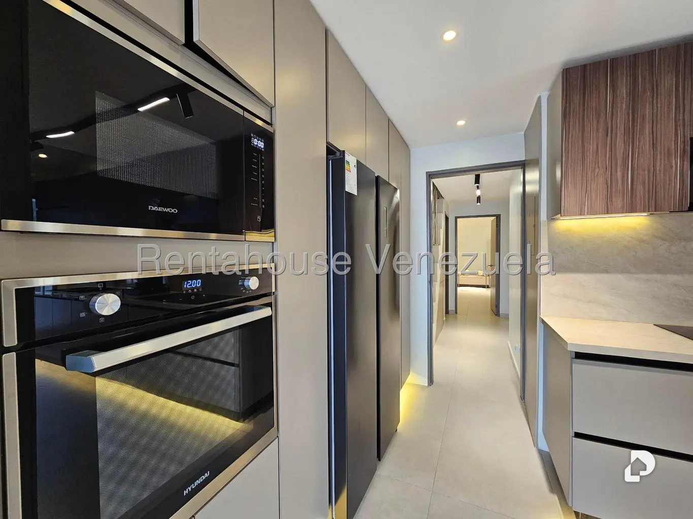 Apartamento en Santa Fe Norte, Caracas – 16
