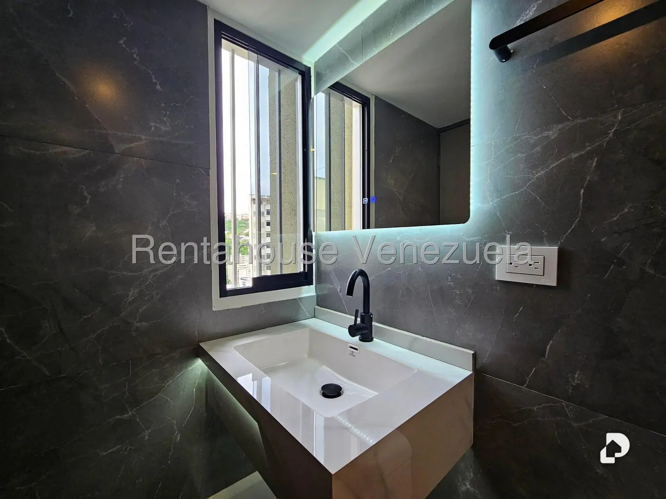 Apartamento en Santa Fe Norte, Caracas – 14