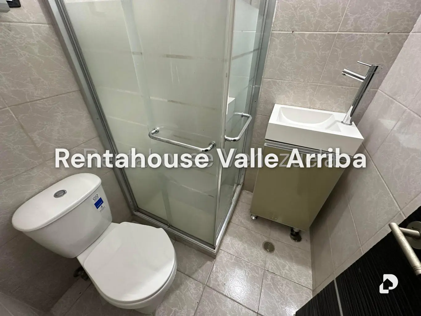 Apartamento en Las Mercedes, Caracas – 25