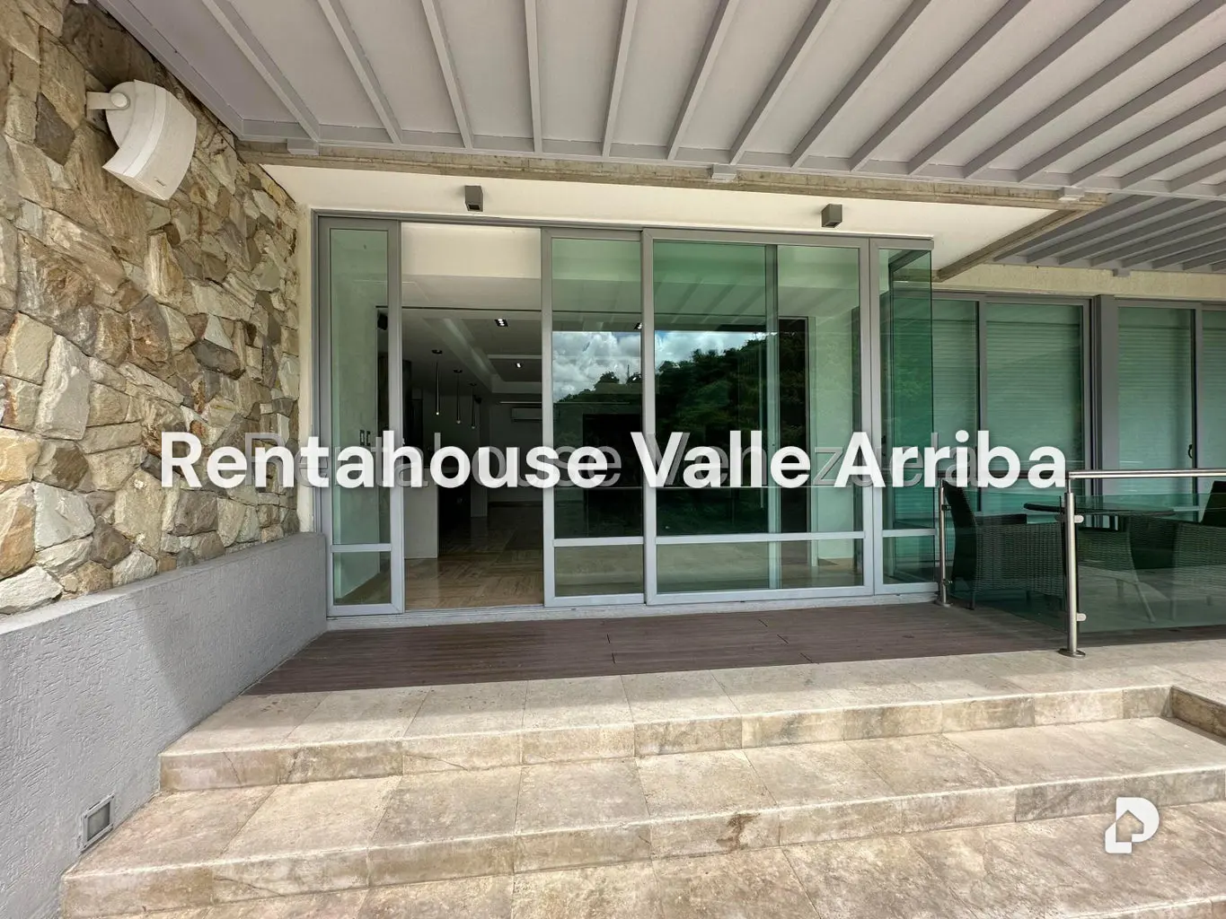 Apartamento en Las Mercedes, Caracas – 24