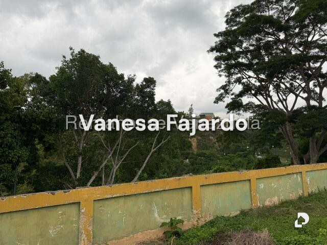 Terreno en Prados del Este, Caracas – 5