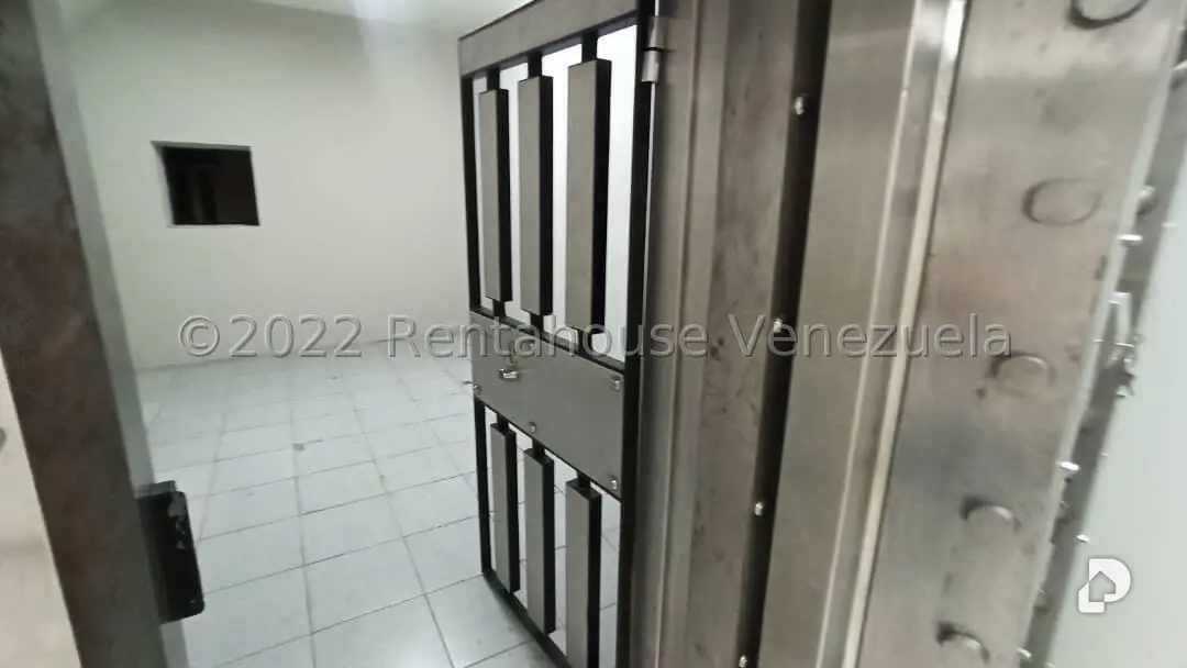 Local comercial en Santa Rosa de Lima, Caracas – 5