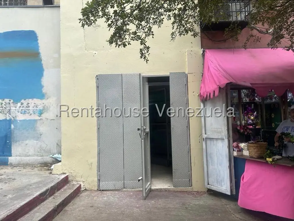 Commercial space in Centro, Caracas - 1