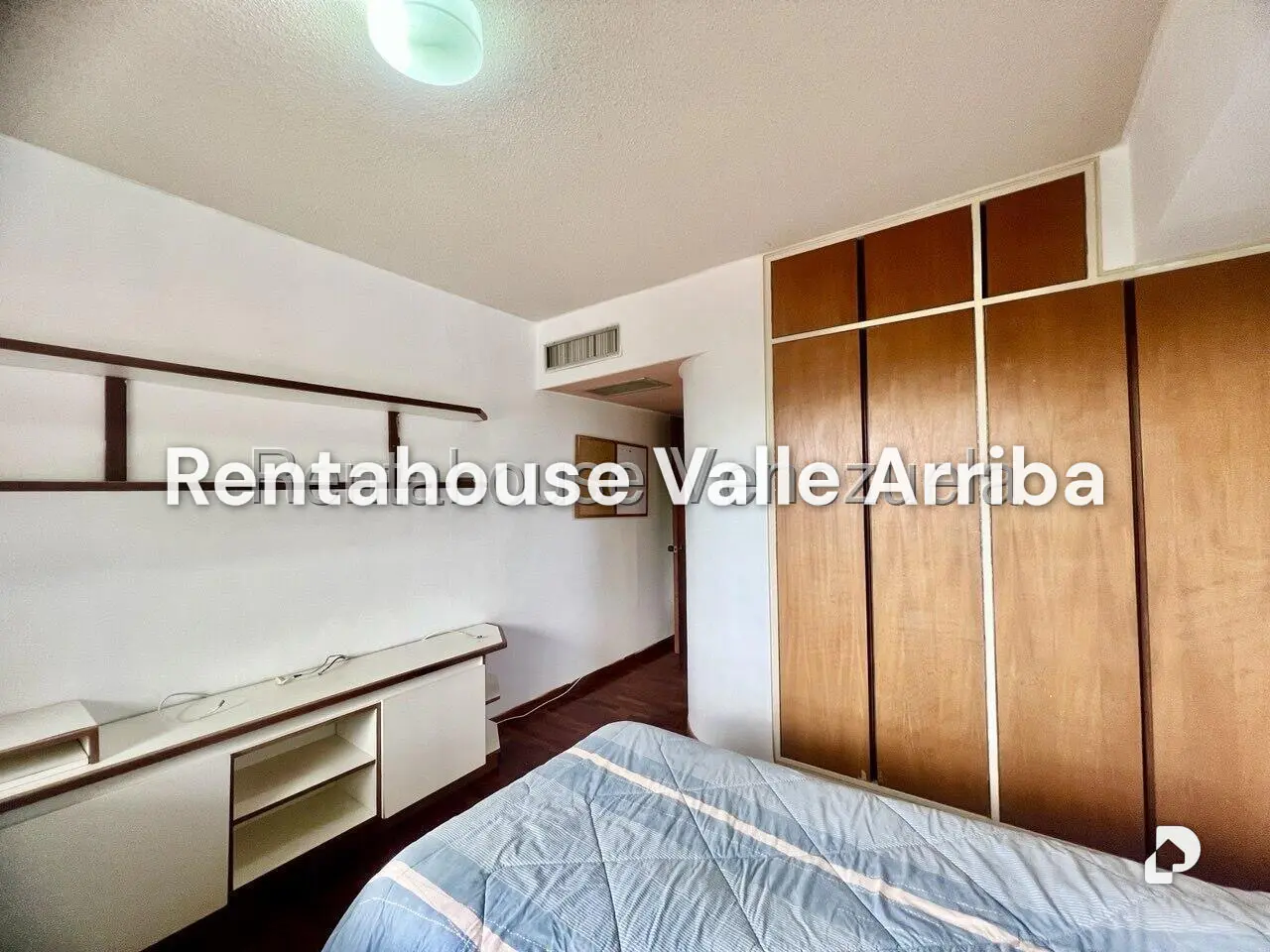 Apartamento en Los Dos Caminos, Caracas – 28