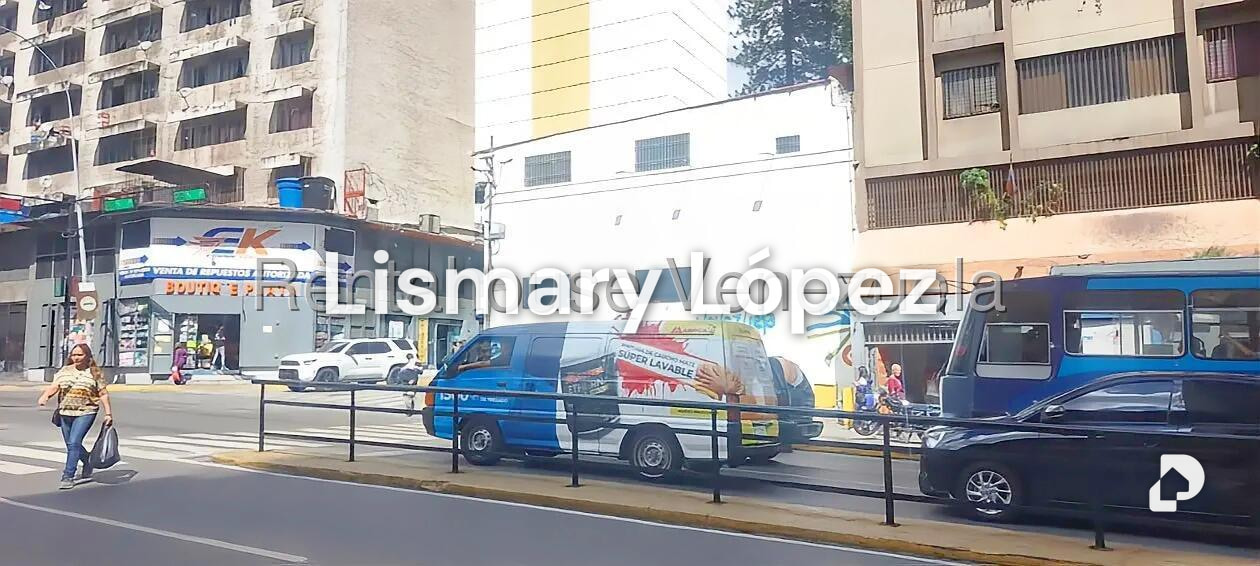Commercial space in Parque Central, Caracas – 12