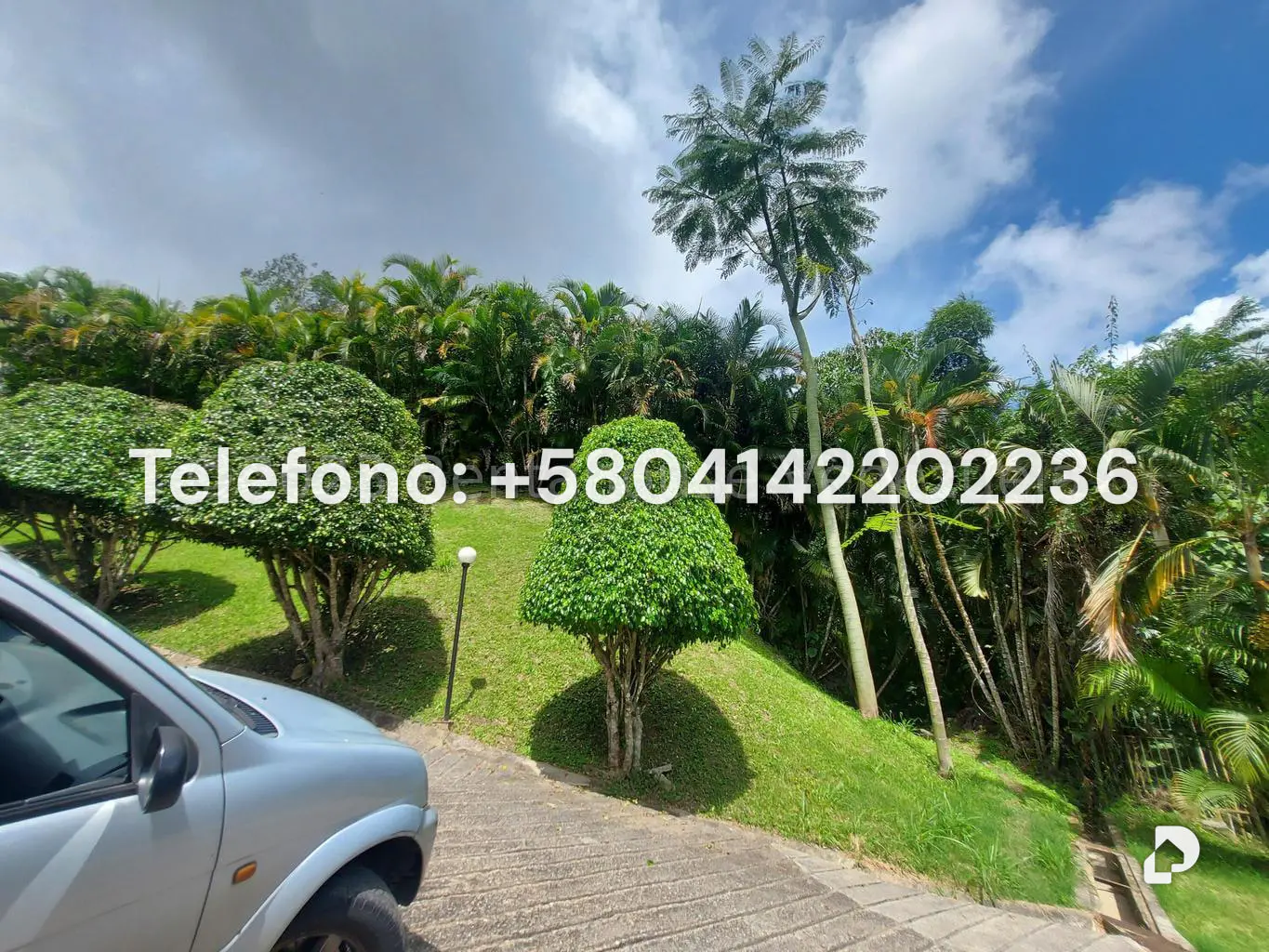 Land in Oripoto, Caracas – 10
