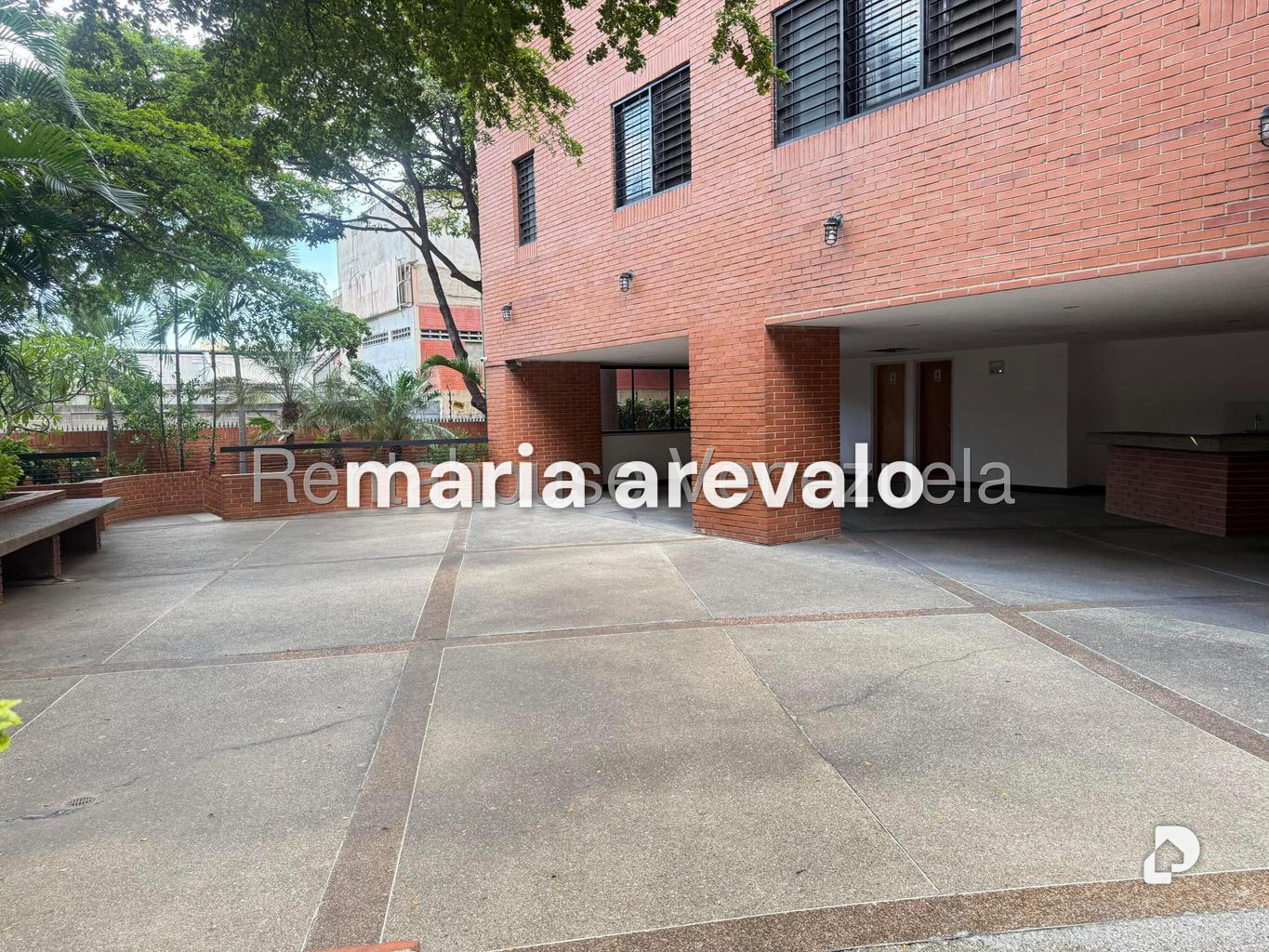 Apartamento en El Rosal, Caracas – 24