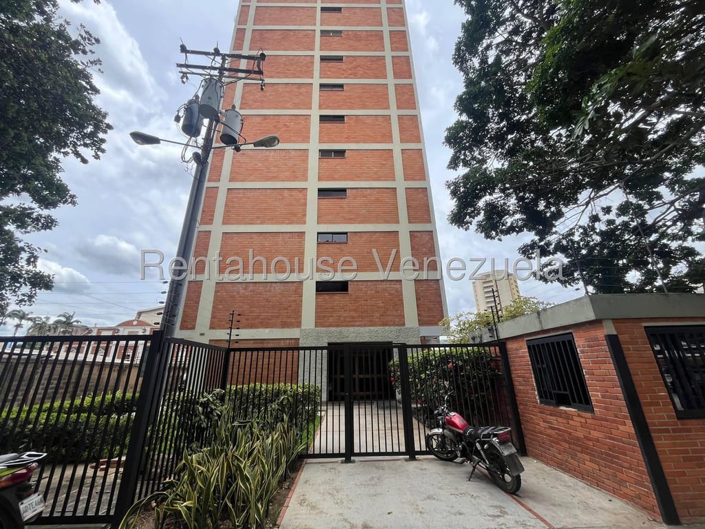 Apartamento en Guaparo, Valencia - 1