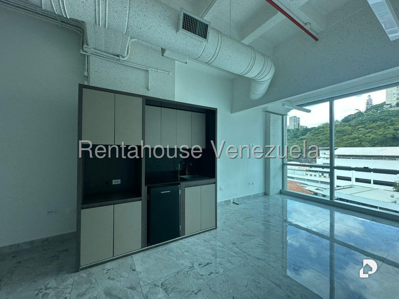 Oficina en Las Mercedes, Caracas