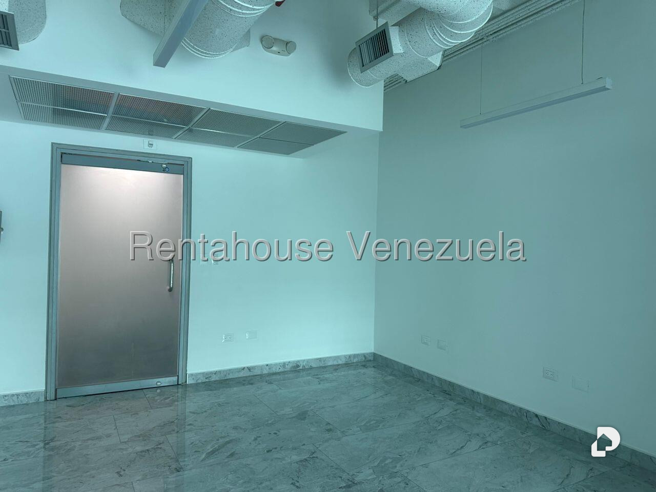 Oficina en Las Mercedes, Caracas