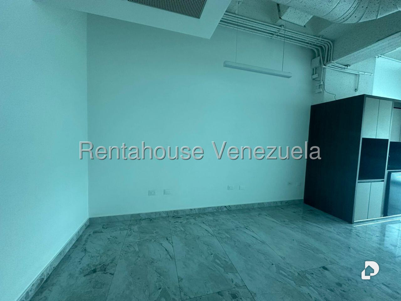 Oficina en Las Mercedes, Caracas