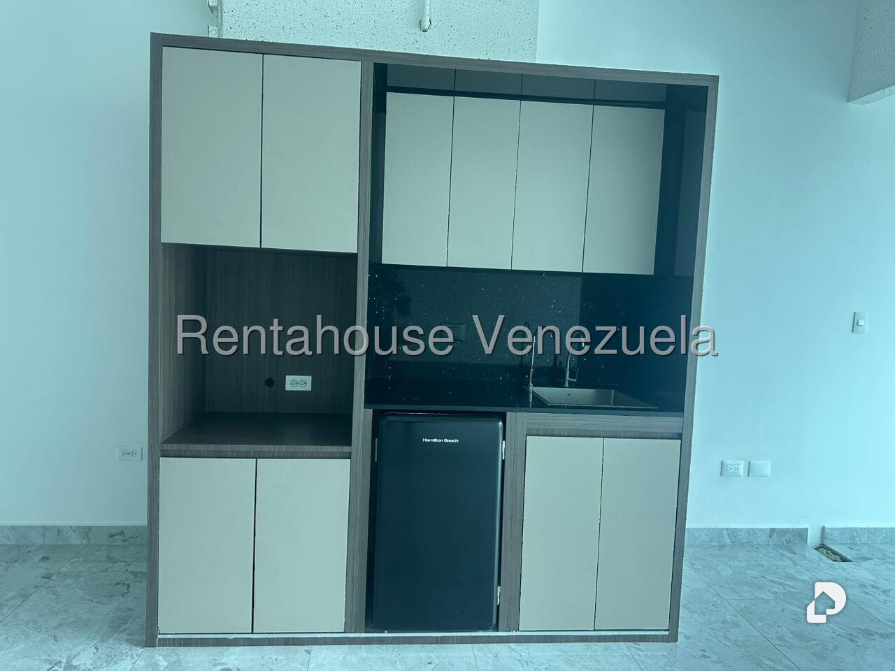Oficina en Las Mercedes, Caracas