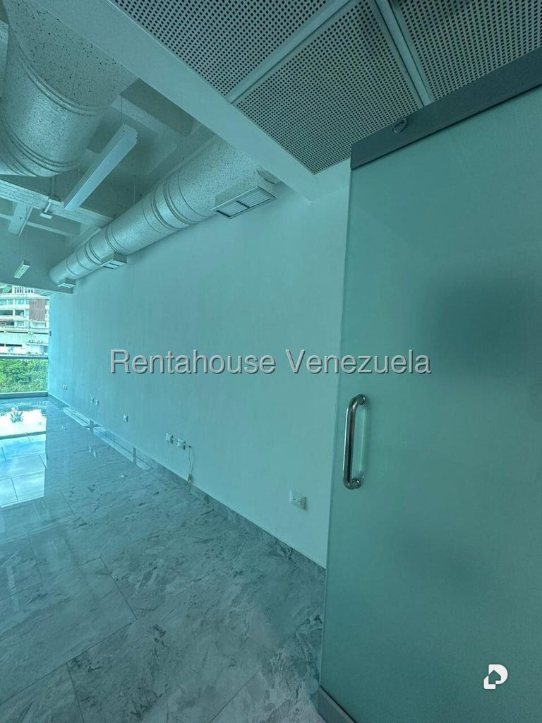 Oficina en Las Mercedes, Caracas