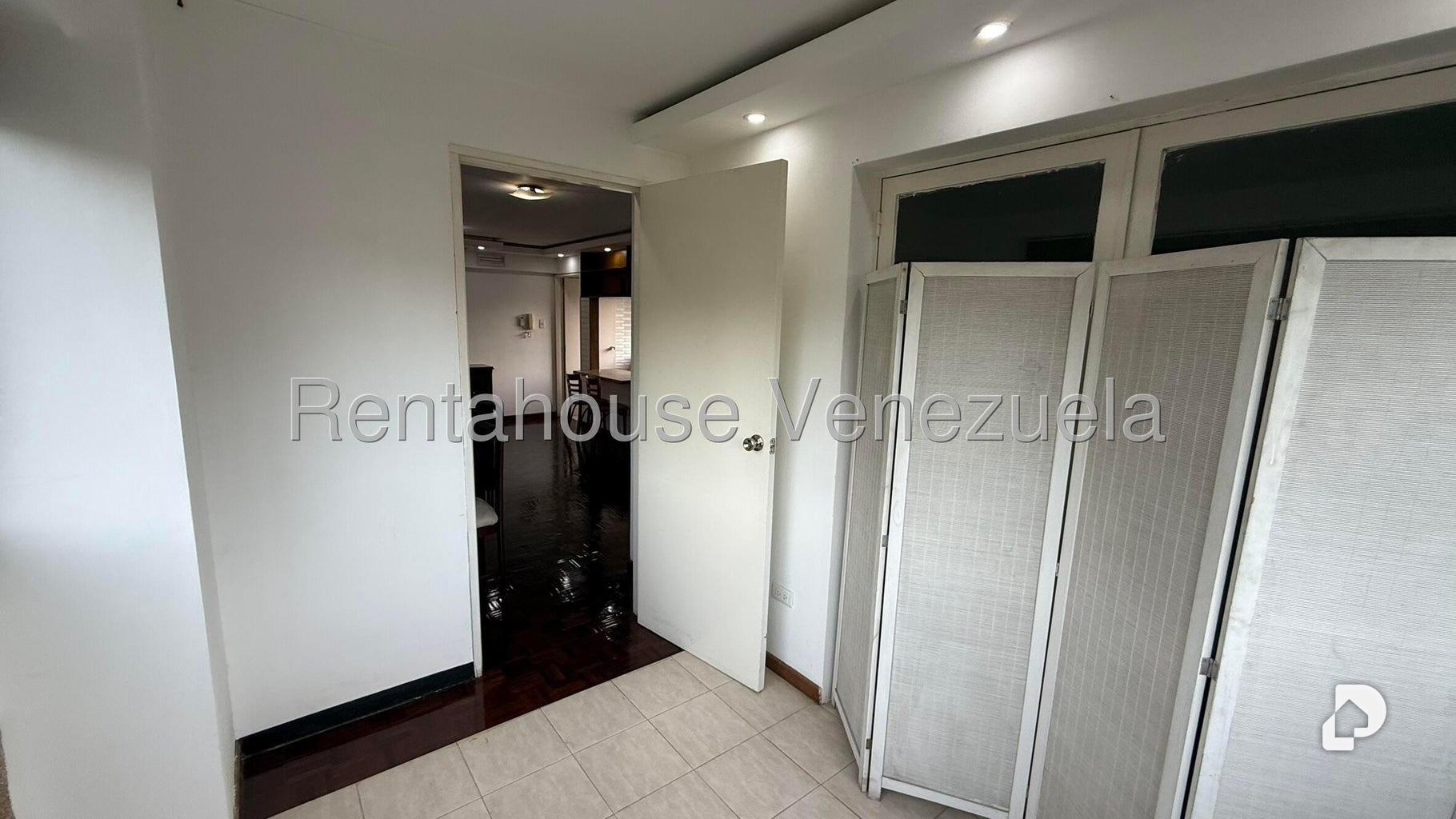 Apartamento en Santa Fe Sur, Caracas – 21