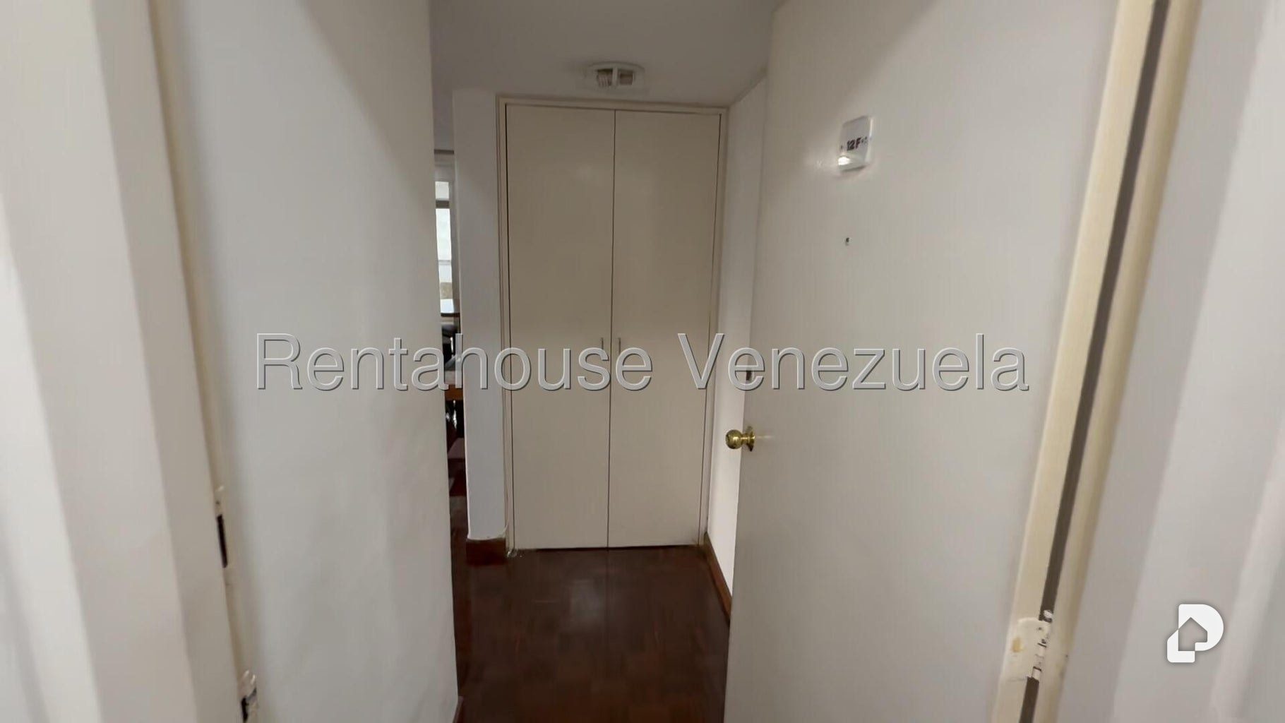 Apartamento en Santa Fe Sur, Caracas – 20