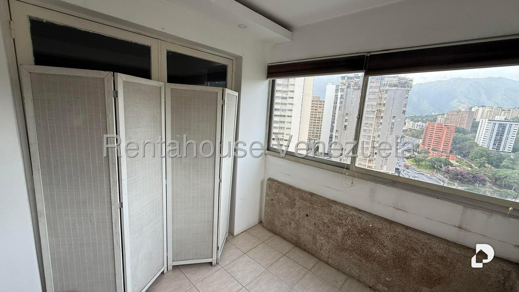 Apartamento en Santa Fe Sur, Caracas – 15