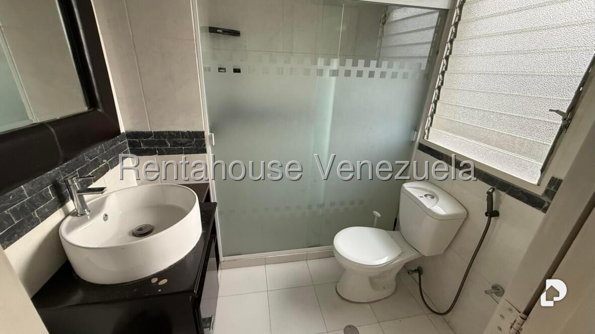 Apartamento en Santa Fe Sur, Caracas – 13