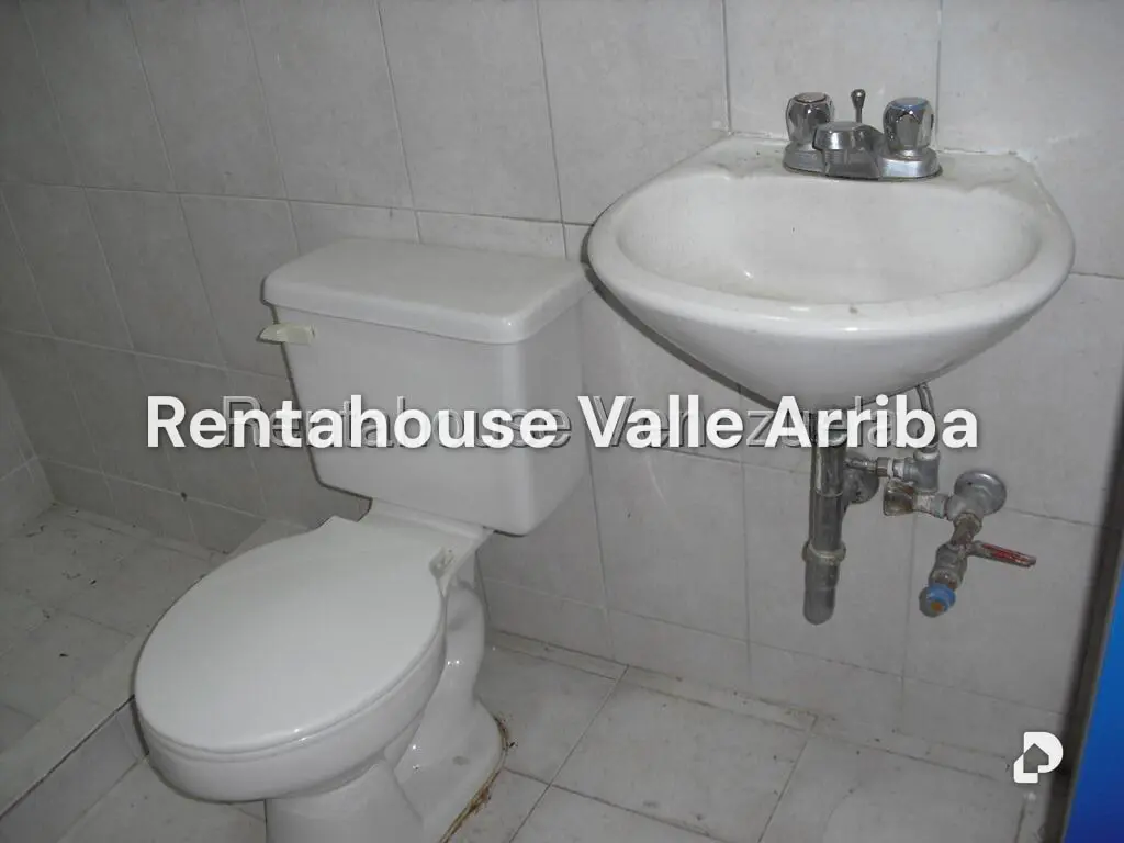 Local comercial en La Trinidad, Caracas – 6