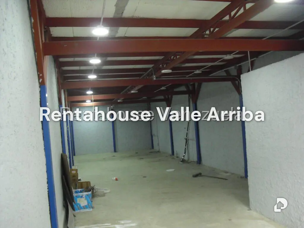 Local comercial en La Trinidad, Caracas – 13