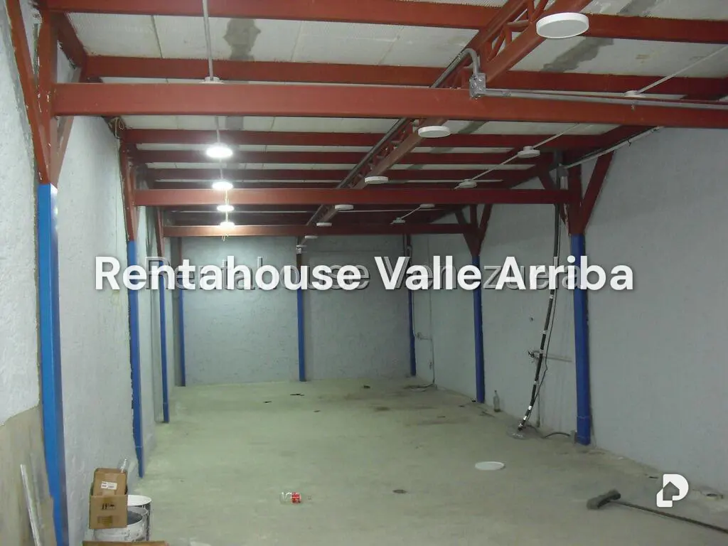 Local comercial en La Trinidad, Caracas – 14