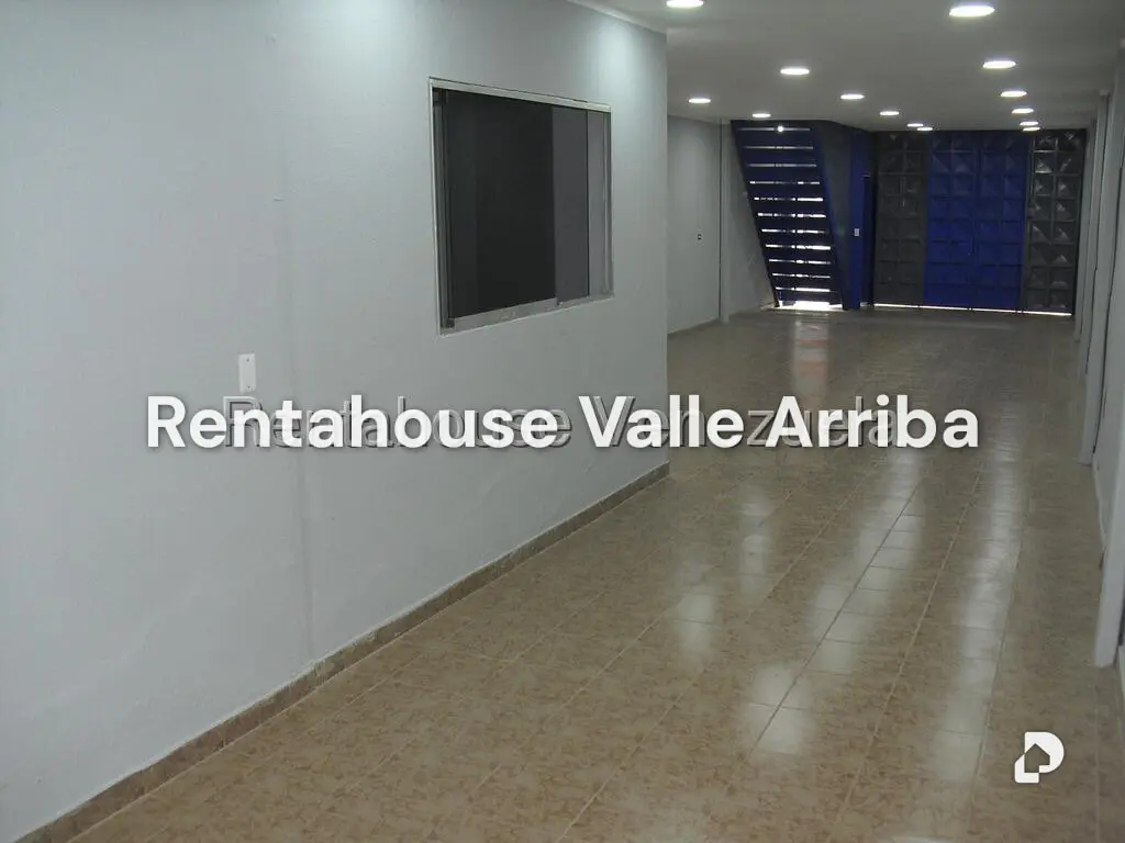 Local comercial en La Trinidad, Caracas – 19